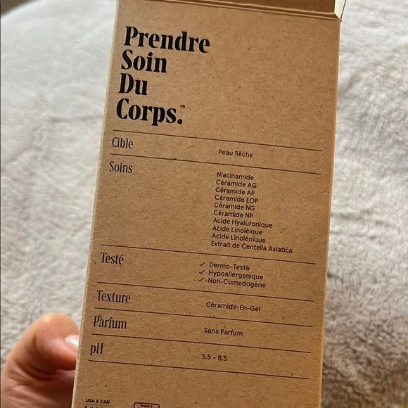 Nécessaire Fragrance-Free Body Wash - Picture 3 of 4